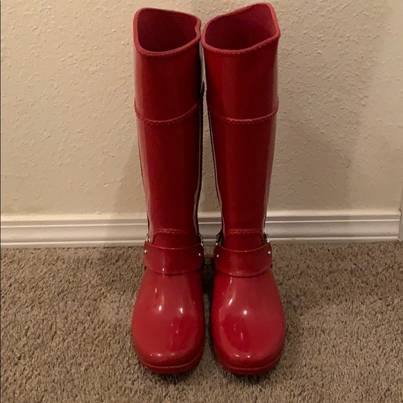 Michael Kors Red Rubber Rainboots - Picture 2 of 4